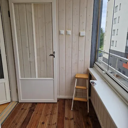 Kajaanin Ydinkeskustassa 4 Huonetta, Keittioe Ja Sauna Διαμέρισμα