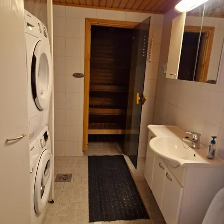 Kajaanin Ydinkeskustassa 4 Huonetta, Keittioe Ja Sauna Daire Kajaani