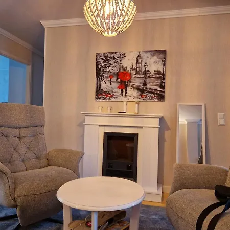 Kajaanin Ydinkeskustassa 4 Huonetta, Keittioe Ja Sauna