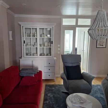 Kajaanin Ydinkeskustassa 4 Huonetta, Keittioe Ja Sauna Διαμέρισμα