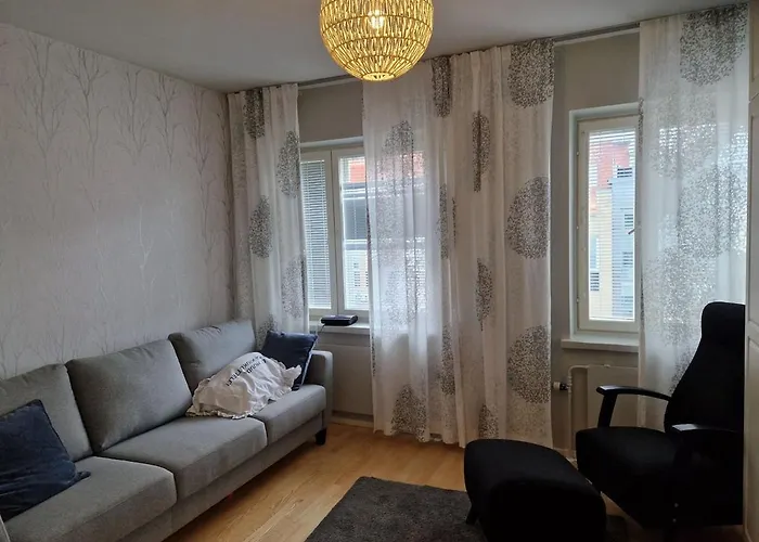 Kajaanin Ydinkeskustassa 4 Huonetta, Keittioe Ja Sauna *